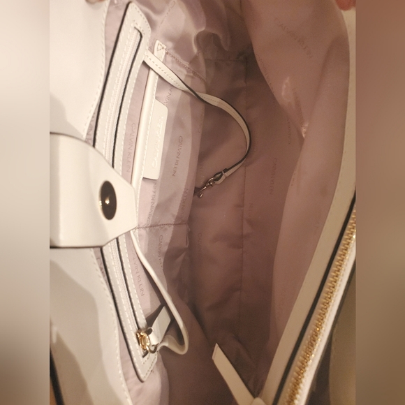 Make an Offer/ NWT Calvin Klein red/brown Purse - Picture 3 of 5